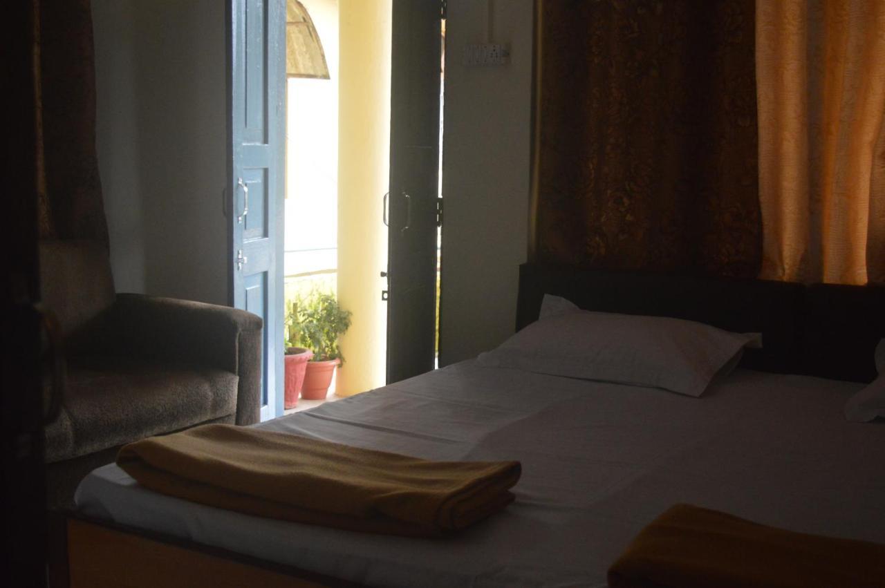 Lakshmi Kutteer Homestay Nainital Ngoại thất bức ảnh